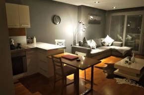 Ni Suites - Near Airport, Free WIFI